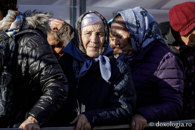 Jurnal de pelerin la Sfânta Cuvioasă Parascheva – Ziua a IV-a, 11 octombrie 2025 / foto: Oana Nechifor (Foto) Dor de sfinți și chipuri luminate: jurnal de pelerin la Sfânta Cuvioasă Parascheva – Ziua a IV-a
