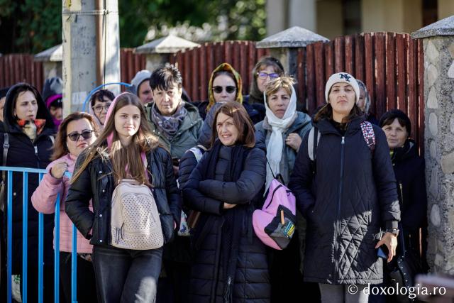 Jurnal de pelerin la Sfânta Cuvioasă Parascheva – Ziua a IV-a, 11 octombrie 2025 / foto: Oana Nechifor (Foto) Dor de sfinți și chipuri luminate: jurnal de pelerin la Sfânta Cuvioasă Parascheva – Ziua a IV-a