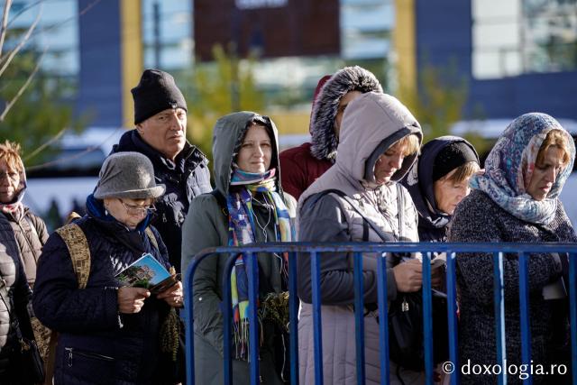 Jurnal de pelerin la Sfânta Cuvioasă Parascheva – Ziua a IV-a, 11 octombrie 2025 / foto: Oana Nechifor (Foto) Dor de sfinți și chipuri luminate: jurnal de pelerin la Sfânta Cuvioasă Parascheva – Ziua a IV-a