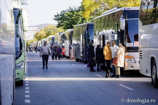 Jurnal de pelerin la Sfânta Cuvioasă Parascheva – Ziua a IV-a, 11 octombrie 2025 / foto: Oana Nechifor (Foto) Dor de sfinți și chipuri luminate: jurnal de pelerin la Sfânta Cuvioasă Parascheva – Ziua a IV-a