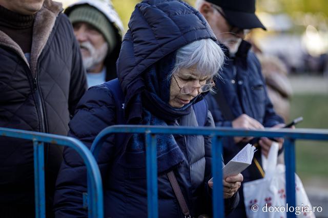 Jurnal de pelerin la Sfânta Cuvioasă Parascheva – Ziua a IV-a, 11 octombrie 2025 / foto: Oana Nechifor (Foto) Dor de sfinți și chipuri luminate: jurnal de pelerin la Sfânta Cuvioasă Parascheva – Ziua a IV-a
