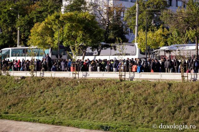 Jurnal de pelerin la Sfânta Cuvioasă Parascheva – Ziua a IV-a, 11 octombrie 2025 / foto: Oana Nechifor (Foto) Dor de sfinți și chipuri luminate: jurnal de pelerin la Sfânta Cuvioasă Parascheva – Ziua a IV-a