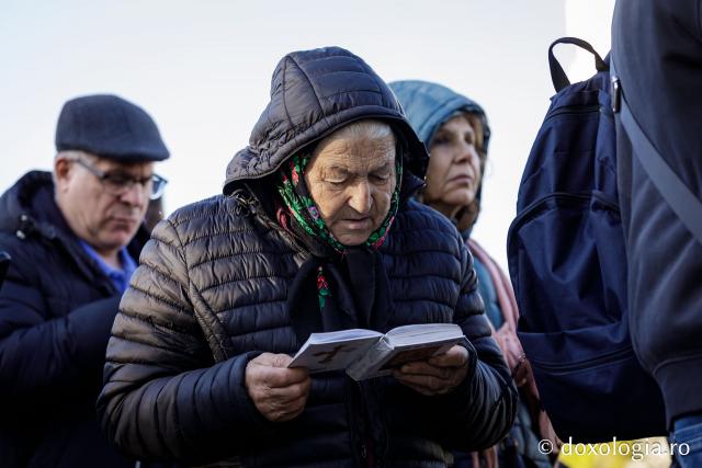 Jurnal de pelerin la Sfânta Cuvioasă Parascheva – Ziua a IV-a, 11 octombrie 2025 / foto: Oana Nechifor (Foto) Dor de sfinți și chipuri luminate: jurnal de pelerin la Sfânta Cuvioasă Parascheva – Ziua a IV-a