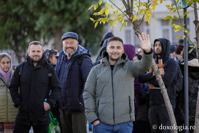 Jurnal de pelerin la Sfânta Cuvioasă Parascheva – Ziua a IV-a, 11 octombrie 2025 / foto: Oana Nechifor (Foto) Dor de sfinți și chipuri luminate: jurnal de pelerin la Sfânta Cuvioasă Parascheva – Ziua a IV-a