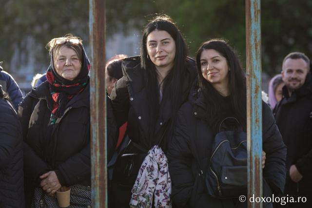 Jurnal de pelerin la Sfânta Cuvioasă Parascheva – Ziua a IV-a, 11 octombrie 2025 / foto: Oana Nechifor (Foto) Dor de sfinți și chipuri luminate: jurnal de pelerin la Sfânta Cuvioasă Parascheva – Ziua a IV-a