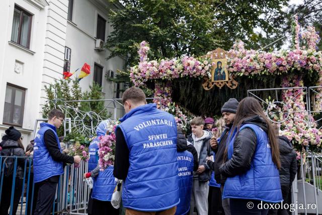 Jurnal de pelerin la Sfânta Cuvioasă Parascheva – Ziua a VI-a, 13 octombrie 2025 / foto: Oana Nechifor Jurnal de pelerin la Sfânta Cuvioasă Parascheva 2025