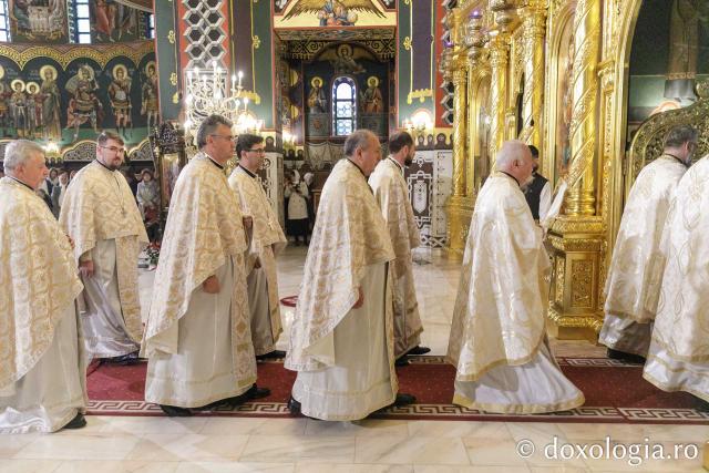 Sfânta Liturghie de la Proclamarea Canonizării Sfântului Preot Mucenic Ilarion Felea