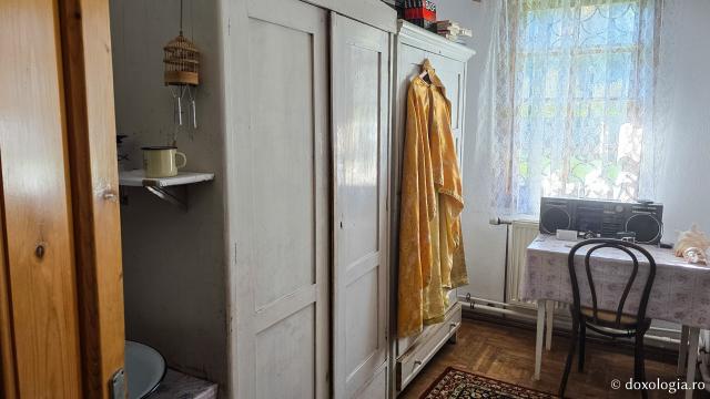 Pași în tăcere – chilia Părintelui Teofil Părăian