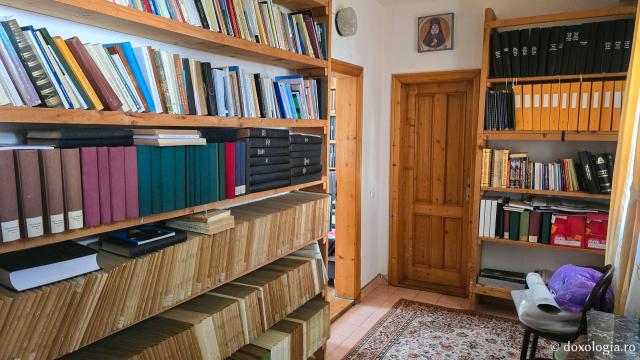 Pași în tăcere – chilia Părintelui Teofil Părăian