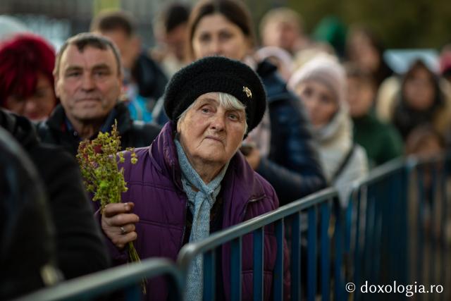 Jurnal de pelerin la Sfânta Cuvioasă Parascheva – Ziua a IV-a, 11 octombrie 2025 / foto: Claudiu Pântea (Foto) Dor de sfinți și chipuri luminate: jurnal de pelerin la Sfânta Cuvioasă Parascheva – Ziua a IV-a