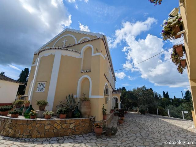 Pe urmele Cuvioasei Anastasia Vlachos la Mănăstirea Maica Îngerilor „Kyra” din Corfu