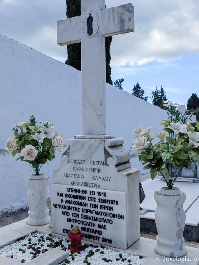 Pe urmele Cuvioasei Anastasia Vlachos la Mănăstirea Maica Îngerilor „Kyra” din Corfu