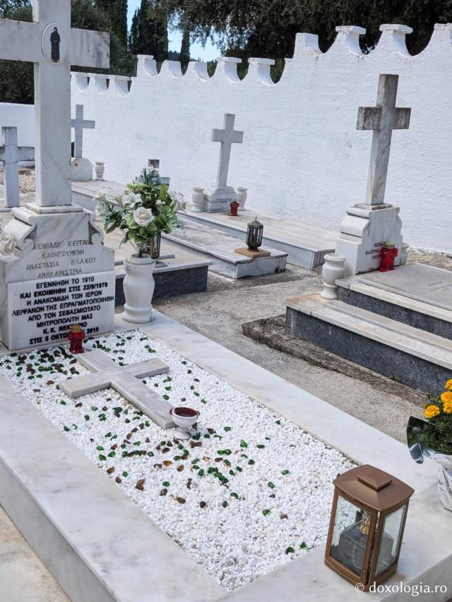 Pe urmele Cuvioasei Anastasia Vlachos la Mănăstirea Maica Îngerilor „Kyra” din Corfu