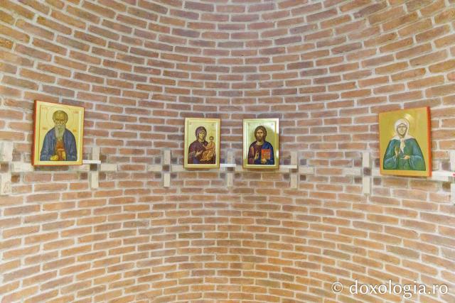 A treia ediție a expoziției de icoane „Veronica” la Iași