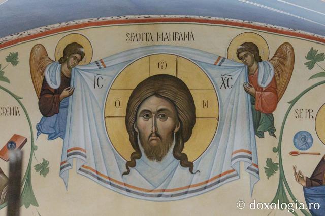 Biserica „Sfânta Vineri și Sfântul Ierarh Alexandru” din Iași în așteptarea veșmântului de sfințire / Foto: pr. Silviu Cluci Biserica „Sfânta Vineri și Sfântul Ierarh Alexandru” din Iași