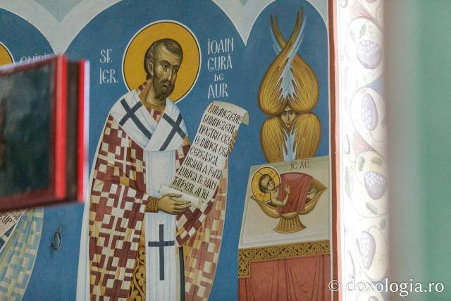 Biserica „Sfânta Vineri și Sfântul Ierarh Alexandru” din Iași în așteptarea veșmântului de sfințire / Foto: pr. Silviu Cluci Biserica „Sfânta Vineri și Sfântul Ierarh Alexandru” din Iași