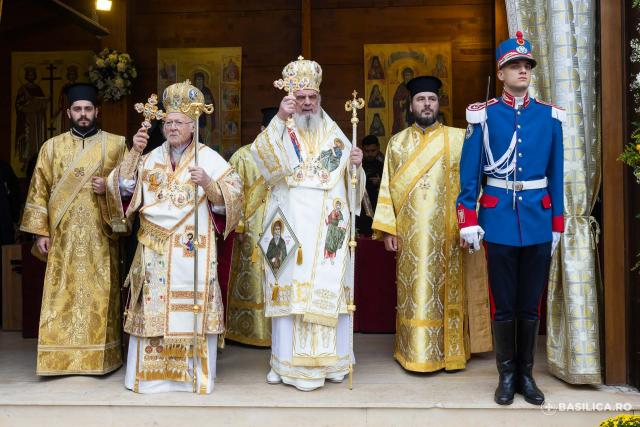 Patriarhul Ecumenic a slujit la sărbătoarea Sfântului Dimitrie cel Nou
