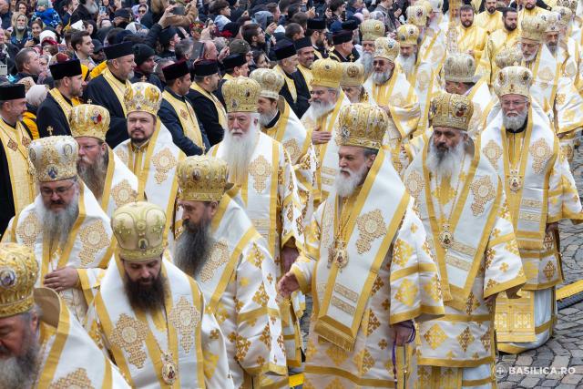 Patriarhul Ecumenic a slujit la sărbătoarea Sfântului Dimitrie cel Nou