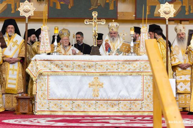 Patriarhul Ecumenic a slujit la sărbătoarea Sfântului Dimitrie cel Nou