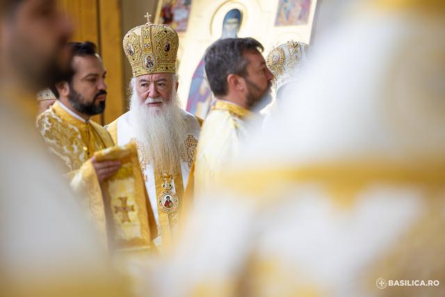 Patriarhul Ecumenic a slujit la sărbătoarea Sfântului Dimitrie cel Nou