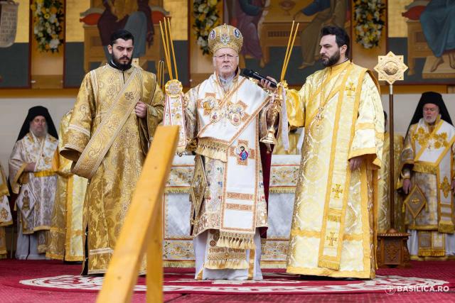 Patriarhul Ecumenic a slujit la sărbătoarea Sfântului Dimitrie cel Nou