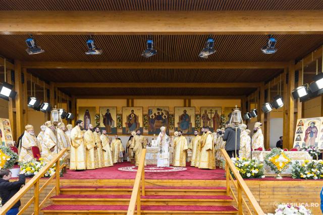 Patriarhul Ecumenic a slujit la sărbătoarea Sfântului Dimitrie cel Nou