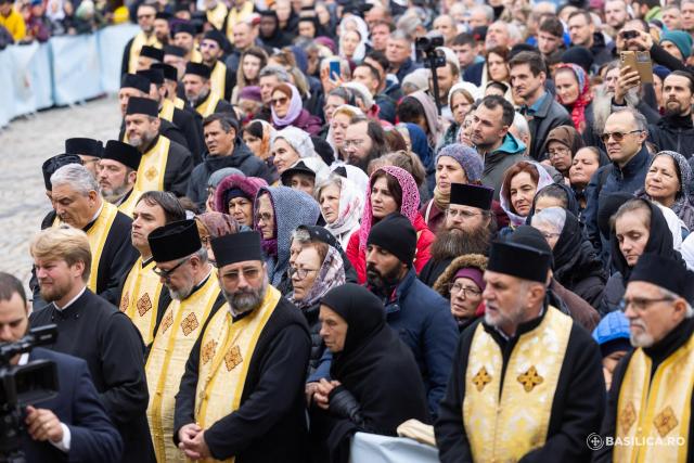 Patriarhul Ecumenic a slujit la sărbătoarea Sfântului Dimitrie cel Nou