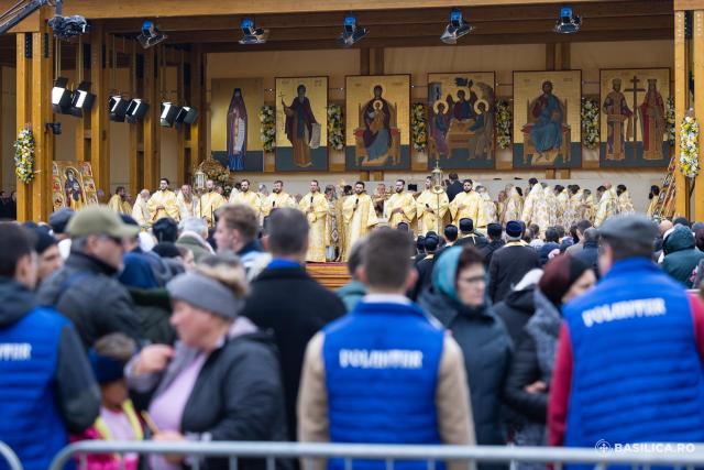 Patriarhul Ecumenic a slujit la sărbătoarea Sfântului Dimitrie cel Nou