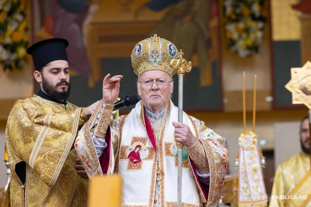 Patriarhul Ecumenic a slujit la sărbătoarea Sfântului Dimitrie cel Nou