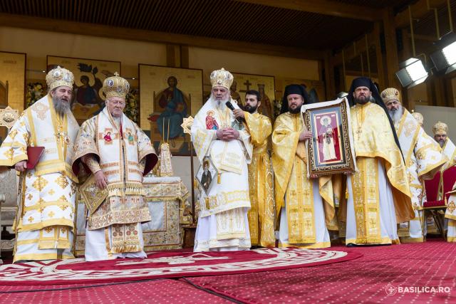 Patriarhul Ecumenic a slujit la sărbătoarea Sfântului Dimitrie cel Nou