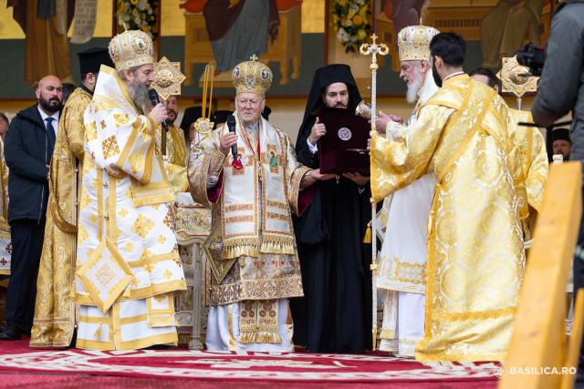 Patriarhul Ecumenic a slujit la sărbătoarea Sfântului Dimitrie cel Nou