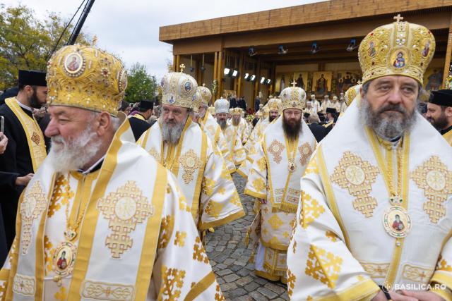 Patriarhul Ecumenic a slujit la sărbătoarea Sfântului Dimitrie cel Nou