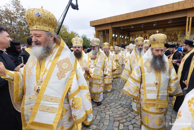 Patriarhul Ecumenic a slujit la sărbătoarea Sfântului Dimitrie cel Nou