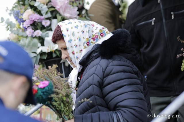 Soare, rugăciune și așteptare: jurnal de pelerin la Sfânta Cuvioasă Parascheva – Ziua a V-a
