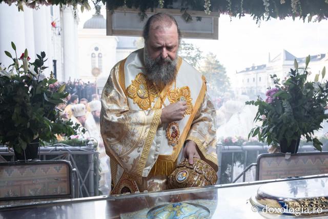 Bucuria credinței la Iași – Sfânta Liturghie în cinstea Sfintei Parascheva și a Sfântului Grigorie Palama, 2025 / Foto: Oana Nechifor Bucuria credinței la Iași – Sfânta Liturghie în cinstea Sfintei Parascheva și a Sfântului Grigorie Palama, 2025
