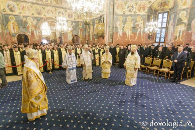(Foto) Sfânta Liturghie de la Proclamarea Canonizării Sfântului Preot Mărturisitor Dumitru Stăniloae