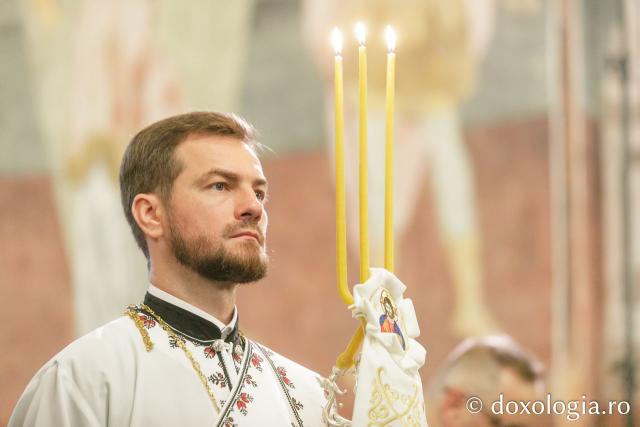 (Foto) Sfânta Liturghie de la Proclamarea Canonizării Sfântului Preot Mărturisitor Dumitru Stăniloae