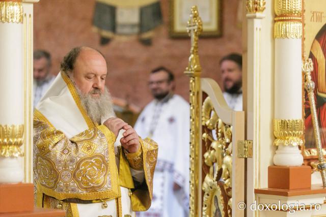 (Foto) Sfânta Liturghie de la Proclamarea Canonizării Sfântului Preot Mărturisitor Dumitru Stăniloae