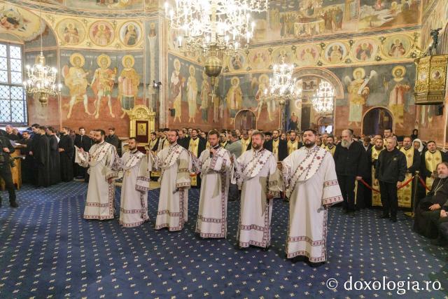 (Foto) Sfânta Liturghie de la Proclamarea Canonizării Sfântului Preot Mărturisitor Dumitru Stăniloae