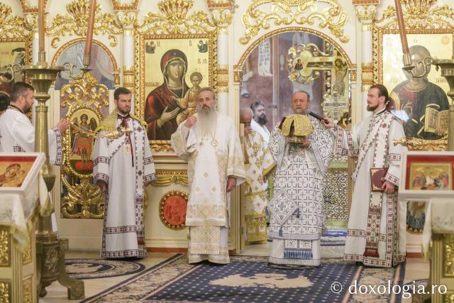 (Foto) Sfânta Liturghie de la Proclamarea Canonizării Sfântului Preot Mărturisitor Dumitru Stăniloae