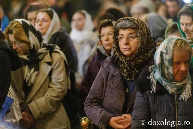 PS Damaschin Dorneanul și pelerinii Sfintei Parascheva – o primă Sfântă Liturghie în prima zi de Hram