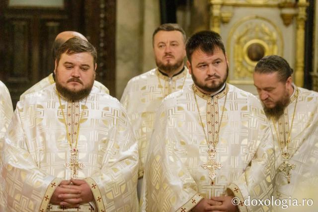 Trei ierarhi au slujit în a treia zi de Hram