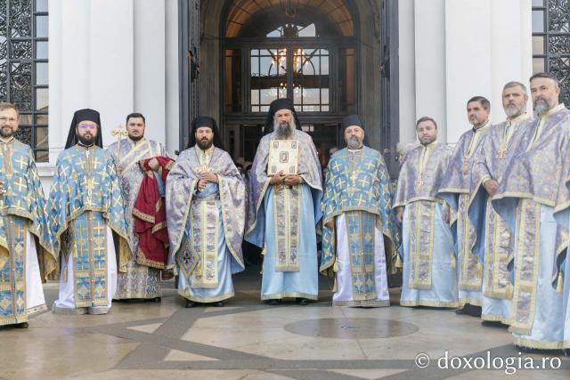 PS Teofil Trotușanul a slujit la Catedrala Mitropolitană din Iași în ultima zi de hram / Foto: pr. Silviu Cluci PS Teofil Trotușanul a slujit la Catedrala Mitropolitană din Iași în ultima zi de hram