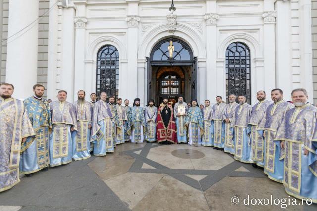 PS Teofil Trotușanul a slujit la Catedrala Mitropolitană din Iași în ultima zi de hram / Foto: pr. Silviu Cluci PS Teofil Trotușanul a slujit la Catedrala Mitropolitană din Iași în ultima zi de hram