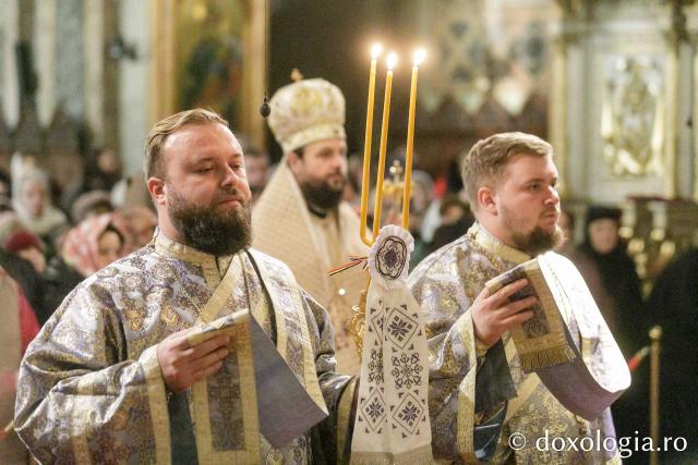 PS Teofil Trotușanul a slujit la Catedrala Mitropolitană din Iași în ultima zi de hram / Foto: pr. Silviu Cluci PS Teofil Trotușanul a slujit la Catedrala Mitropolitană din Iași în ultima zi de hram