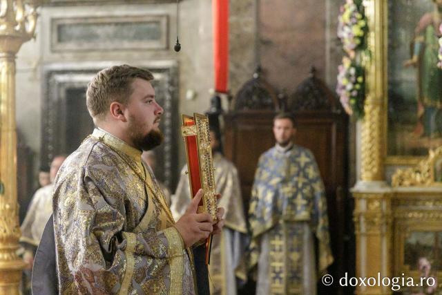 PS Teofil Trotușanul a slujit la Catedrala Mitropolitană din Iași în ultima zi de hram / Foto: pr. Silviu Cluci PS Teofil Trotușanul a slujit la Catedrala Mitropolitană din Iași în ultima zi de hram
