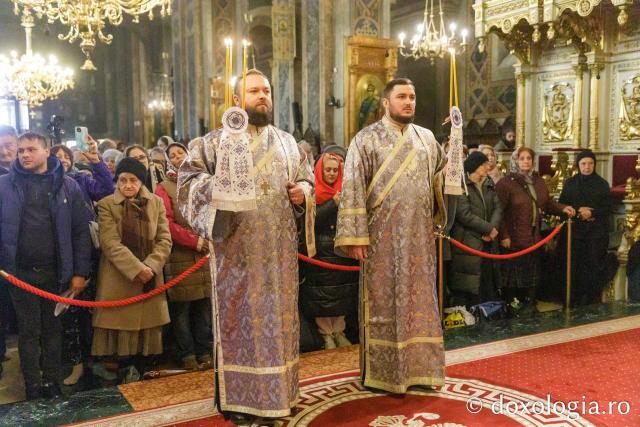 PS Teofil Trotușanul a slujit la Catedrala Mitropolitană din Iași în ultima zi de hram / Foto: pr. Silviu Cluci PS Teofil Trotușanul a slujit la Catedrala Mitropolitană din Iași în ultima zi de hram
