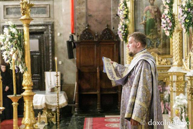 PS Teofil Trotușanul a slujit la Catedrala Mitropolitană din Iași în ultima zi de hram / Foto: pr. Silviu Cluci PS Teofil Trotușanul a slujit la Catedrala Mitropolitană din Iași în ultima zi de hram