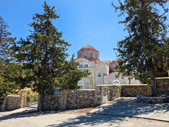 Clipe de zăbavă la Mănăstirea „Panaghia Ypseni” din Insula Rodos