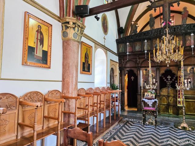 Clipe de zăbavă la Mănăstirea „Panaghia Ypseni” din Insula Rodos